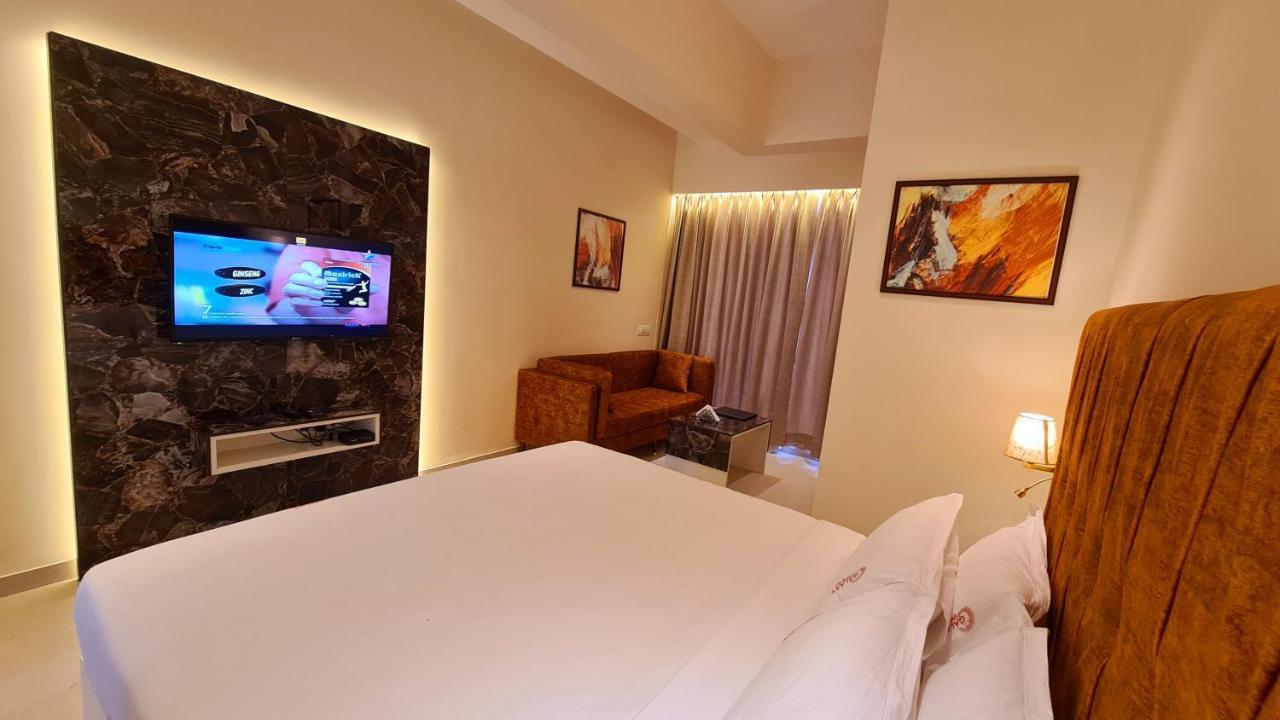 Galaxy Club & Hotel Bijapur  Exterior photo
